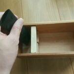 100均DIYで裏技収納術　リモコン整理箱を作ろう　テーブルがすっきりします　近所でひろってきた木材使用